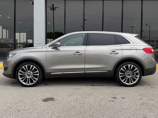 Luxe Metallic 2016 Lincoln MKX Reserve