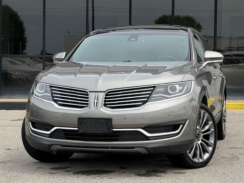 Luxe Metallic 2016 Lincoln MKX Reserve