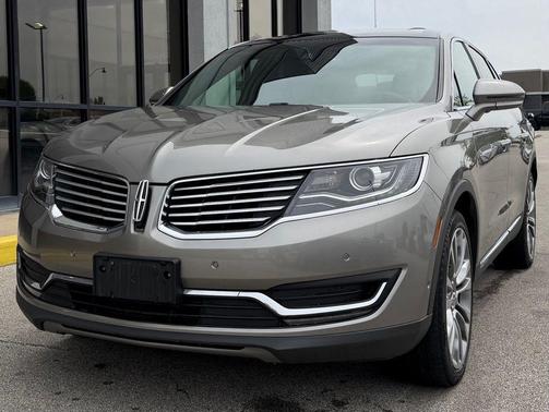 Luxe Metallic 2016 Lincoln MKX Reserve