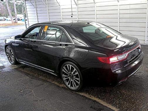 2017 Lincoln Continental Select