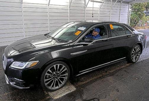 2017 Lincoln Continental Select