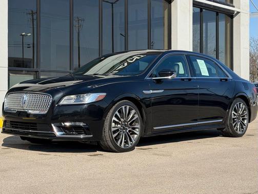 2017 Lincoln Continental Select