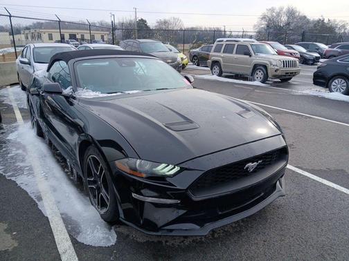 2022 Ford Mustang EcoBoost Premium