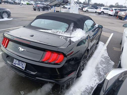 2022 Ford Mustang EcoBoost Premium