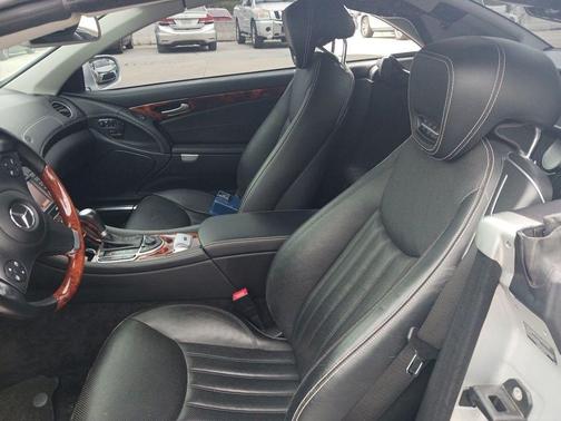 Silver 2011 Mercedes-Benz SL-Class SL 550
