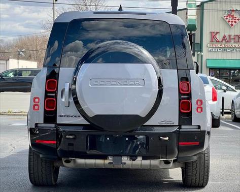 2024 Land Rover Defender 130 P400 X-Dynamic SE