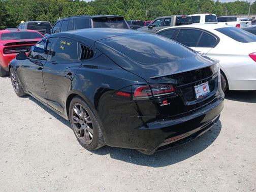 2023 Tesla Model S Plaid