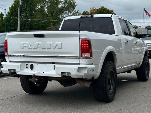 2018 RAM 2500 Limited Crew Cab 4x4 6'4' Box