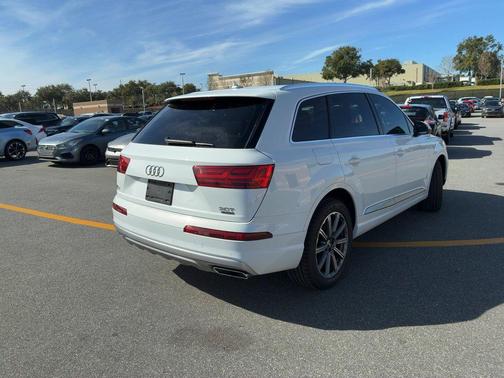 2018 Audi Q7 3.0T Premium Plus