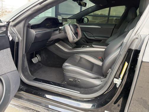 2021 Tesla Model S Plaid