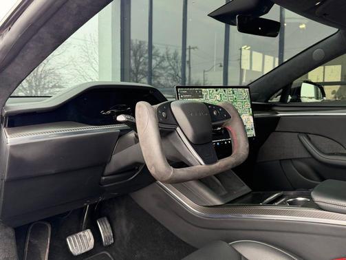 2021 Tesla Model S Plaid