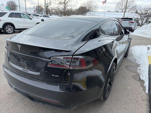 2021 Tesla Model S Plaid