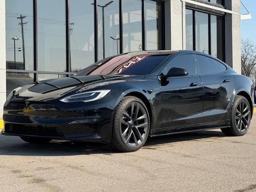 2021 Tesla Model S Plaid