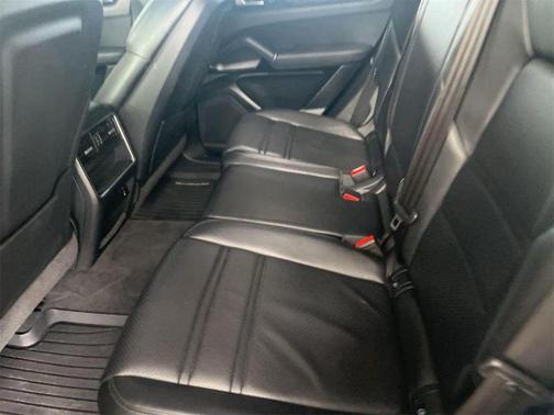 2020 Porsche Cayenne Cayenne