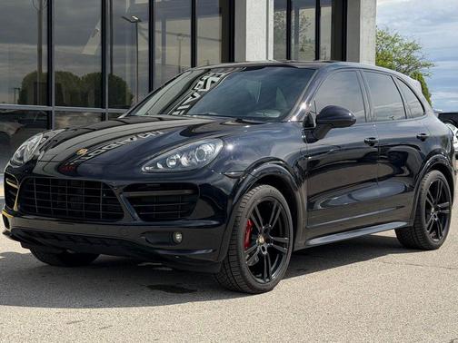 Jet Black Metallic 2013 Porsche Cayenne GTS
