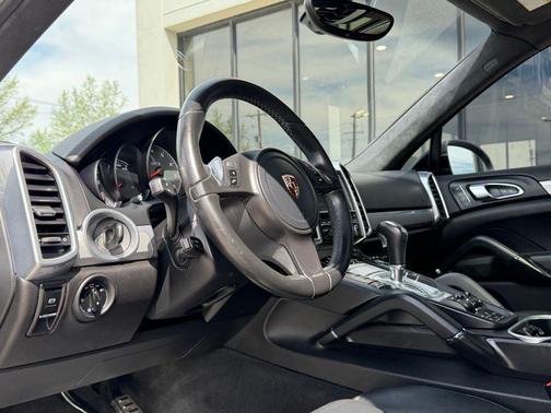 Jet Black Metallic 2013 Porsche Cayenne GTS