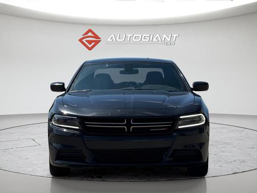 Phantom Black Tri-Coat Pearl 2015 Dodge Charger SE