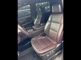 2022 Cadillac Escalade Sport Platinum