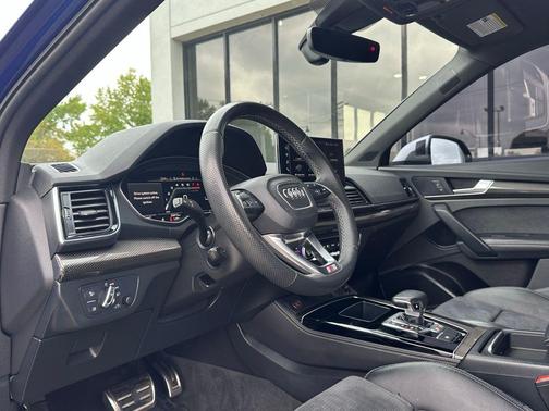 2022 Audi SQ5 3.0T Premium Plus
