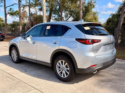 2023 Mazda CX-5 2.5 S Preferred Package