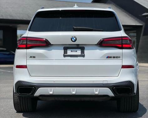 2021 BMW X5 M50i