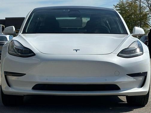 2023 Tesla Model S Base