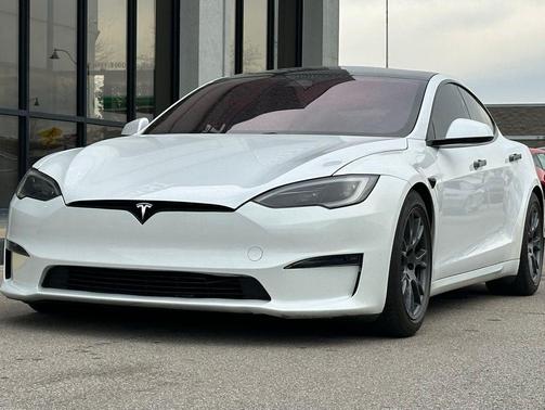 2023 Tesla Model S Base