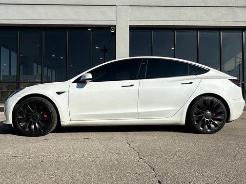 2022 Tesla Model 3 Performance