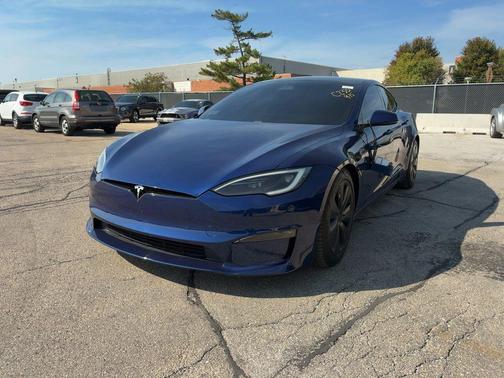 2022 Tesla Model S Base