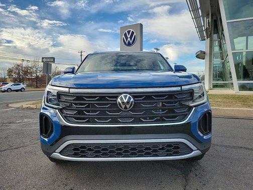 2025 Volkswagen Atlas Cross Sport 2.0T SE w/Technology 4MOTION