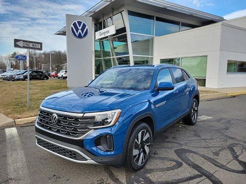 2025 Volkswagen Atlas Cross Sport 2.0T SE w/Technology 4MOTION