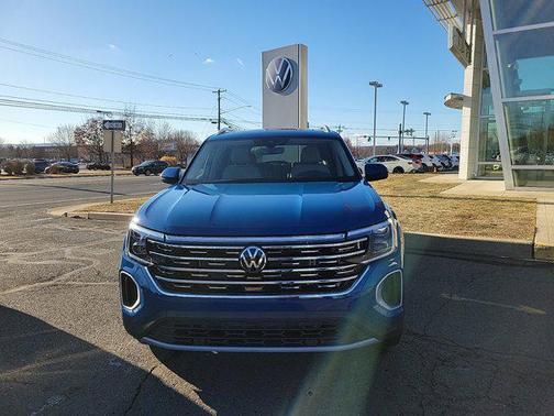 2025 Volkswagen Atlas 2.0T SEL