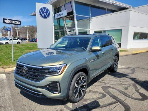 2025 Volkswagen Atlas 2.0T SEL Premium R-Line 4MOTION