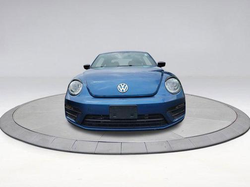 2018 Volkswagen Beetle 2.0T Coast