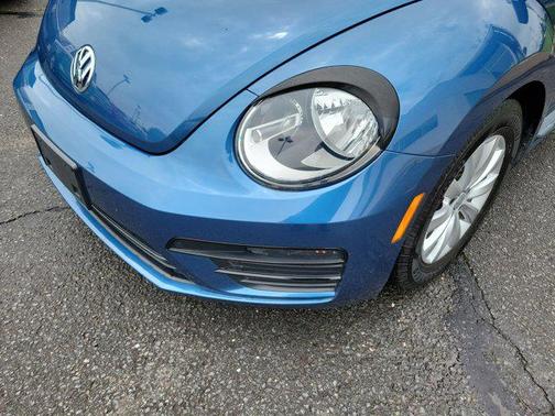 2018 Volkswagen Beetle 2.0T Coast