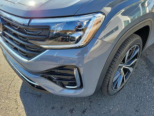 2025 Volkswagen Atlas 2.0T SEL Premium R-Line 4MOTION