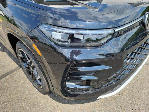 2025 Volkswagen Tiguan 2.0T SEL R-Line 4MOTION