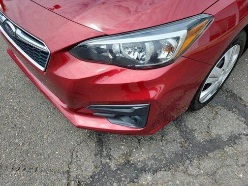 2017 Subaru Impreza 2.0i