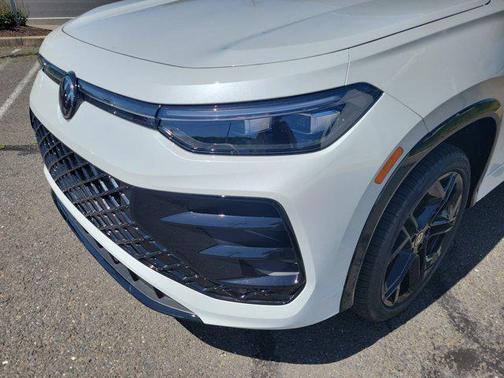 2025 Volkswagen Tiguan 2.0T SE R-Line Black 4MOTION
