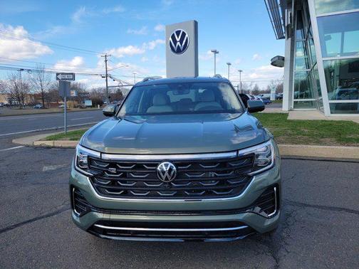 2025 Volkswagen Atlas 2.0T SEL Premium R-Line 4MOTION