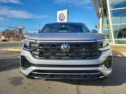 2025 Volkswagen Atlas Cross Sport 2.0T SEL Premium