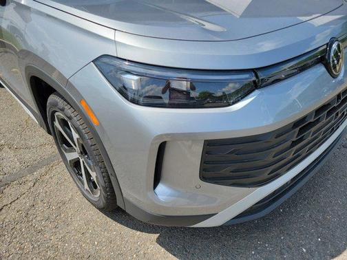 2025 Volkswagen Tiguan 2.0T SE 4MOTION