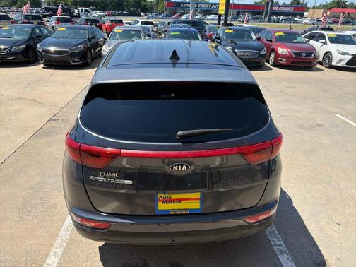 Blue 2019 Kia Sportage LX