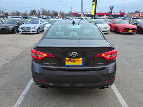 2017 Hyundai SONATA Sport