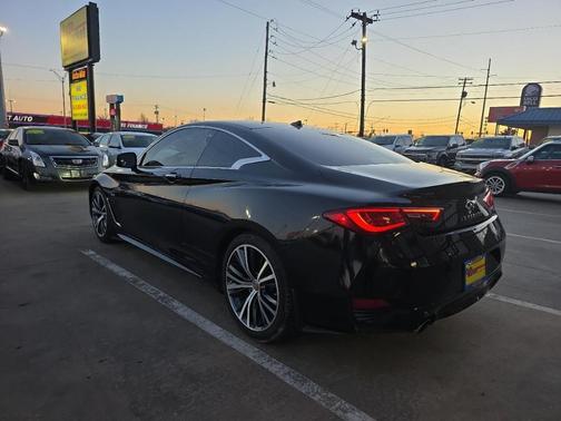 2017 INFINITI Q60 3.0T Premium