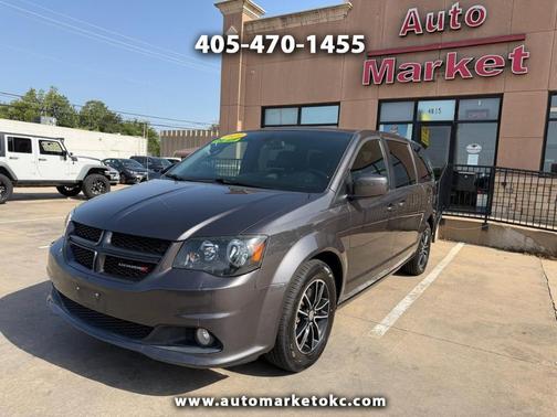 Gray 2019 Dodge Grand Caravan GT