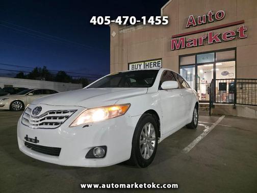 2011 Toyota Camry LE