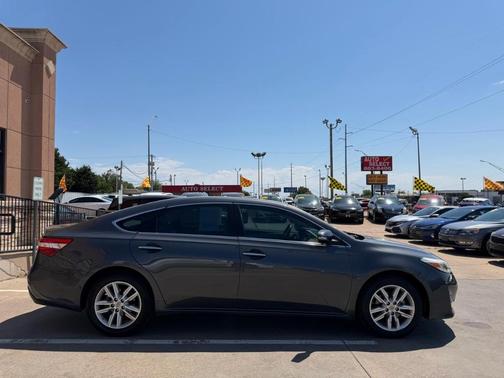 Gray 2013 Toyota Avalon XLE Premium