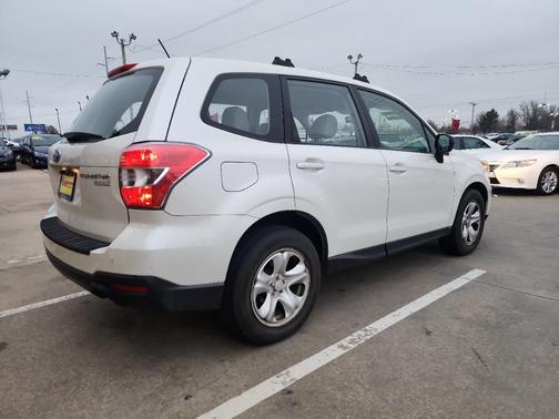 2014 Subaru Forester 2.5i