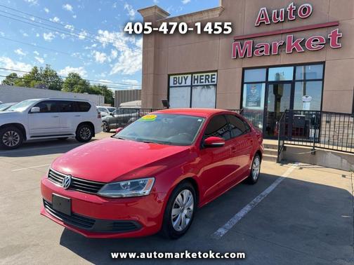 Red 2012 Volkswagen Jetta SE